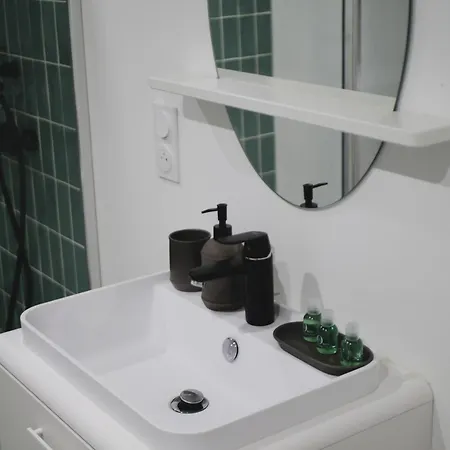 Apartman La Canopee - & Parking